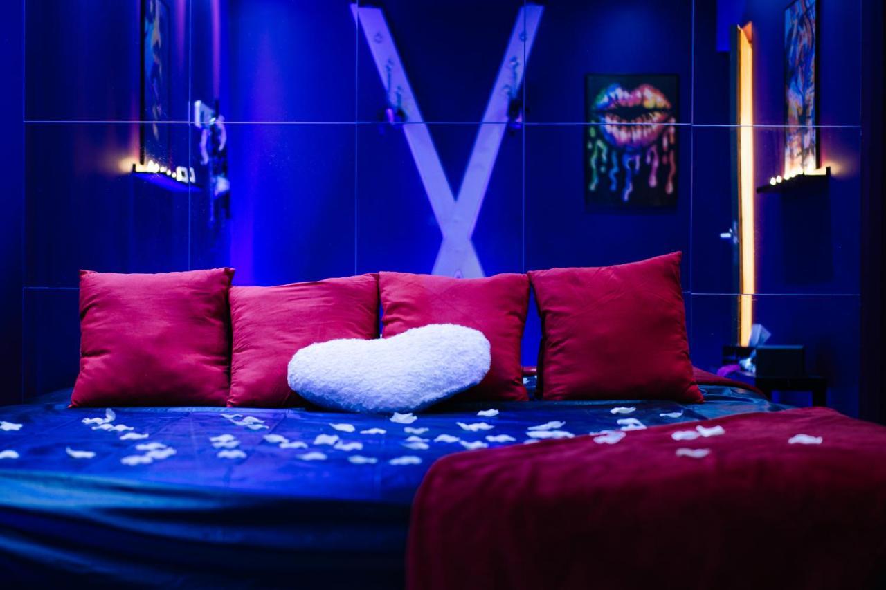 L'Alcove Du 510 - Spa - Chambre Romantique - Sauna - Salle De Jeux Montauban Luaran gambar